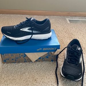 Brooks Ghost 13